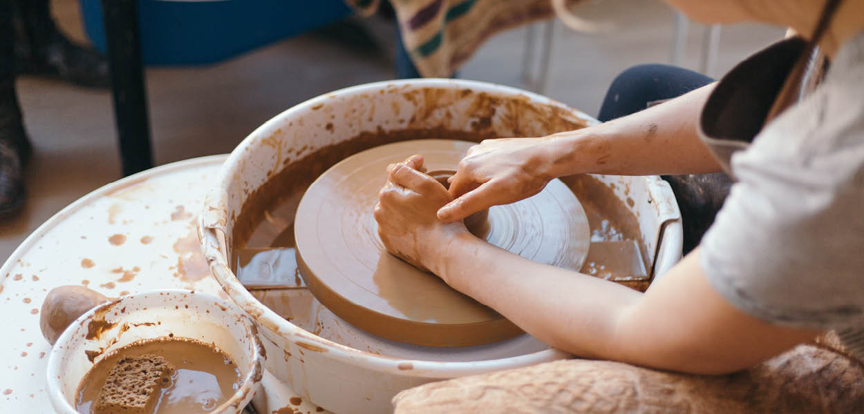 pottery throwing, grayshott pottery, summer holidays, summer holiday ideas, surrey, whats on, guide to family fun