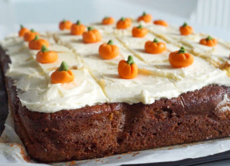 spiced pumpkin traybake, recipe, cooking, halloween, sweets, cakes, guide to, guide to whats, how to cook good food, laura scott, epsom supper club, halloween events, whats on this halloween surrey, halloween surrey, halloween events