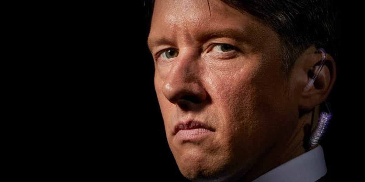 jonathan pie, fake news warm up, camberley theatre, whats on, comedy, satire, political satire, fake news, fake news tour, events, comedy, stand-up comedy, newsroom, newsreader, guide to camberley, guide to surrey, guide to whats on,