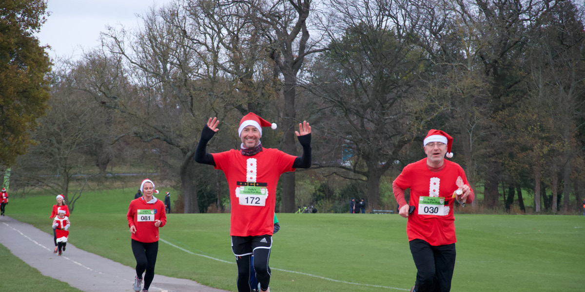 kelly's charity, kelly's santa fun run, whats on, Guildford, Christmas, guide to surrey, guide to christmas, guide to going out