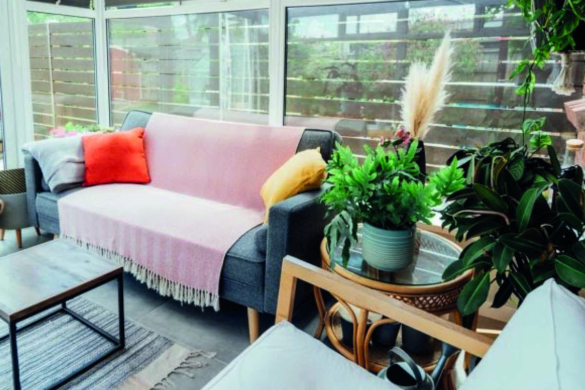 how to keep your conservatory cool in the summer, summer, heatwave, keep your house cool, property news, move to property news, DIY, tips, how to, house and garden, surrey, guildford, woking, farnham,, kingston, richmond, south west london