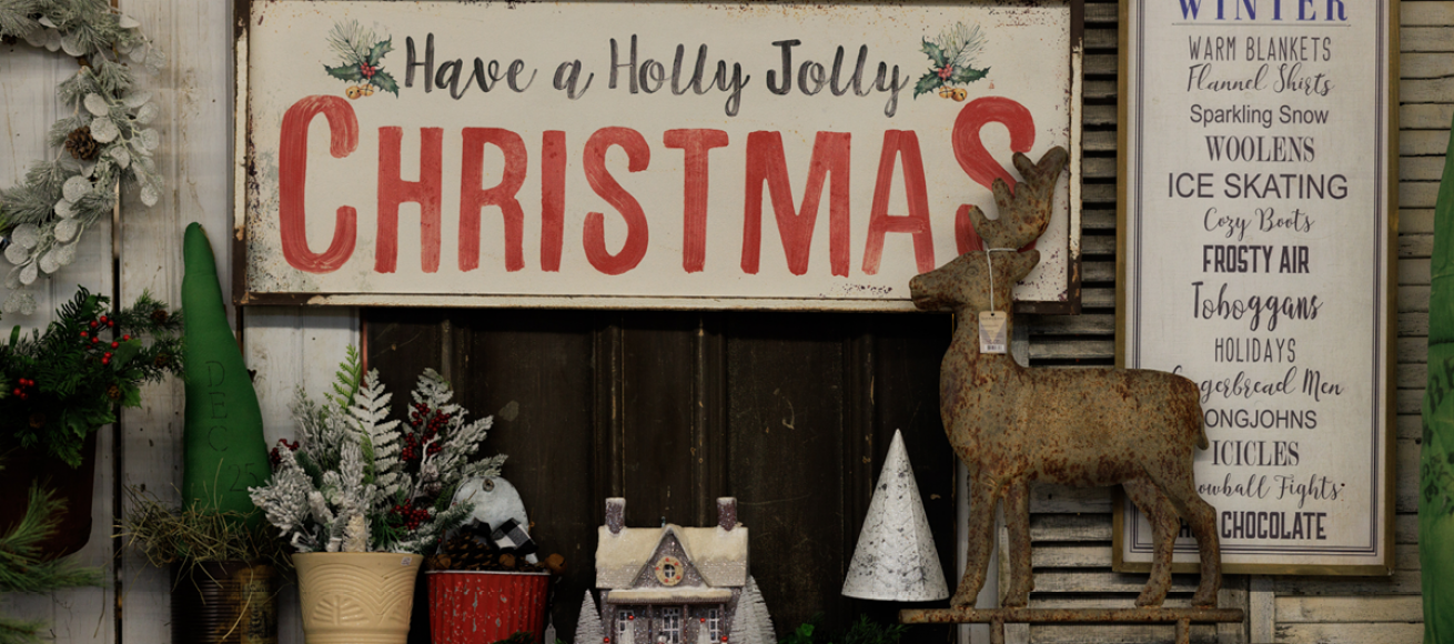 Christmas decorating trends, xmas decorating trends, christmas 2023, move to surrey, move to guildford, move to london, property, home and property, interiors, DIY, decorations, decorating, how to, guide to christmas 2023